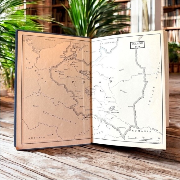 VINTAGE 1966 The Thousand Hour Day by W. S. Kuniczak - Hardcover Book - Picture 4 of 9